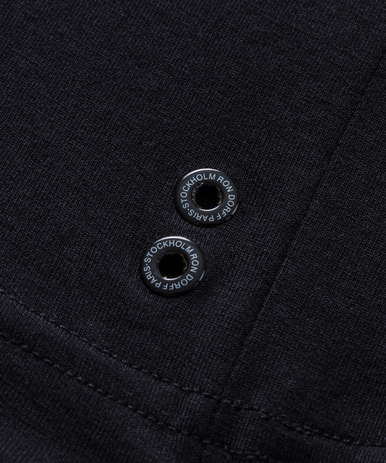 T-shirt col rond en coton: Noir