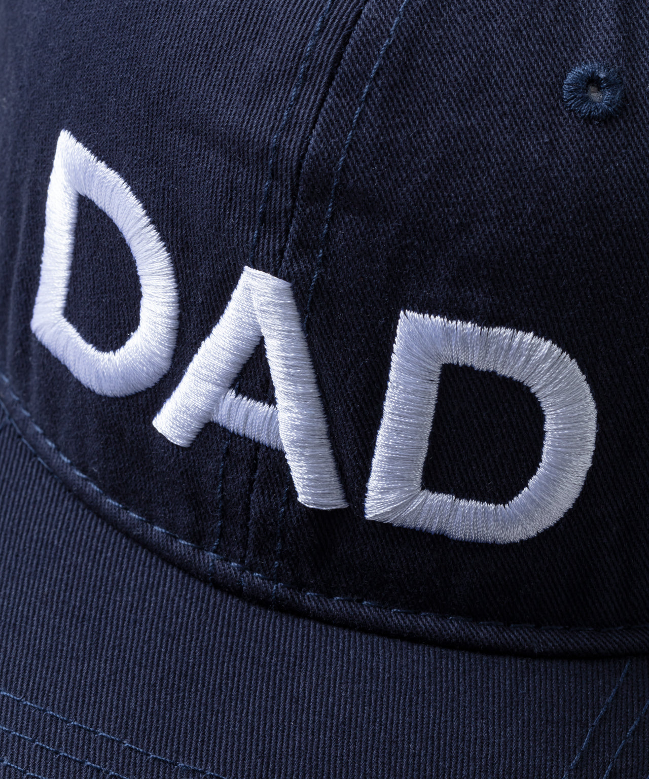 Casquette en coton brodée "DAD": Bleu marine