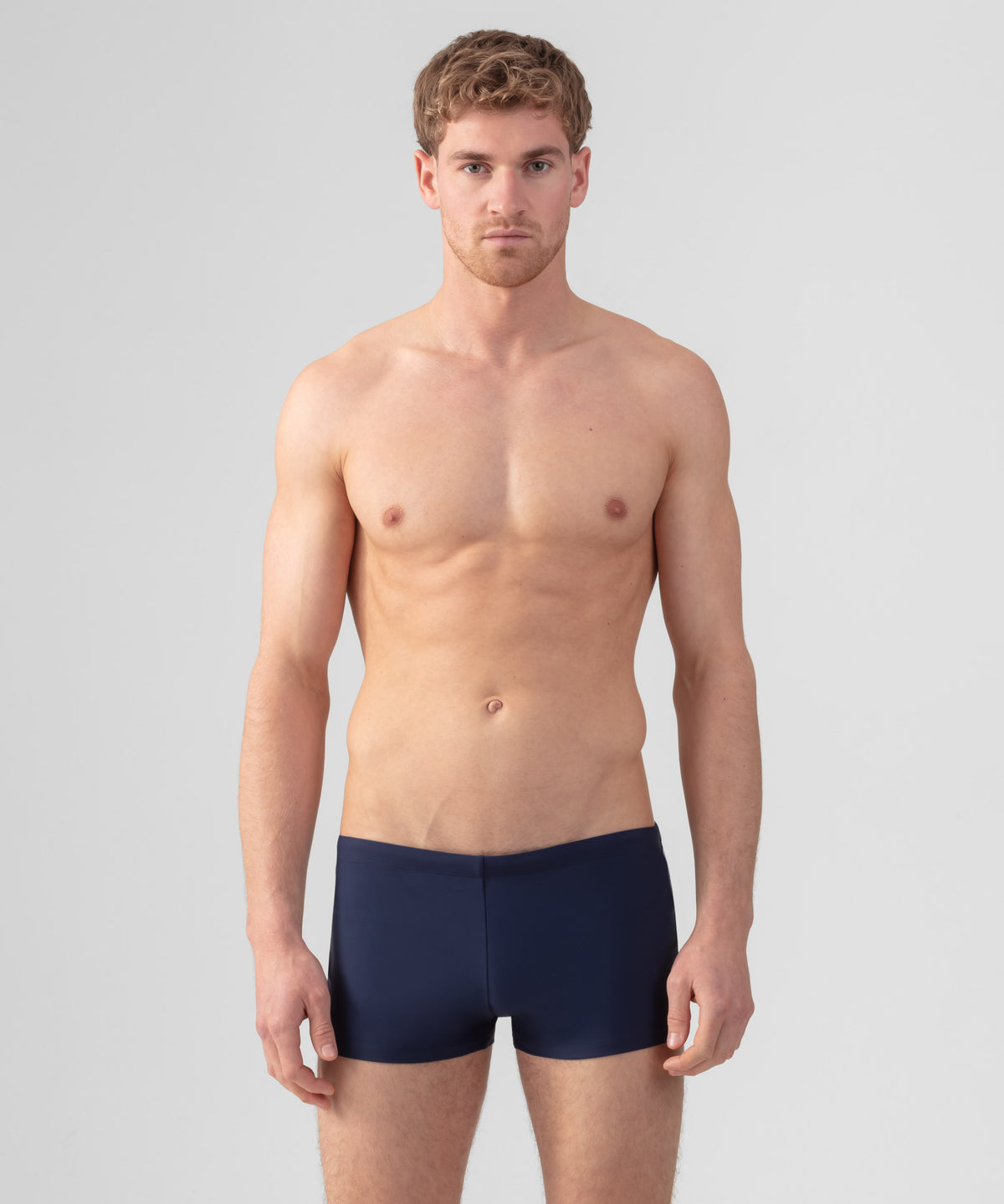 Boxer de bain coupe ajustée à liserés: Bleu marine