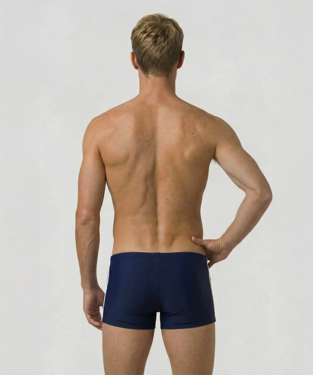 Boxer de bain coupe ajustée à liserés: Bleu marine