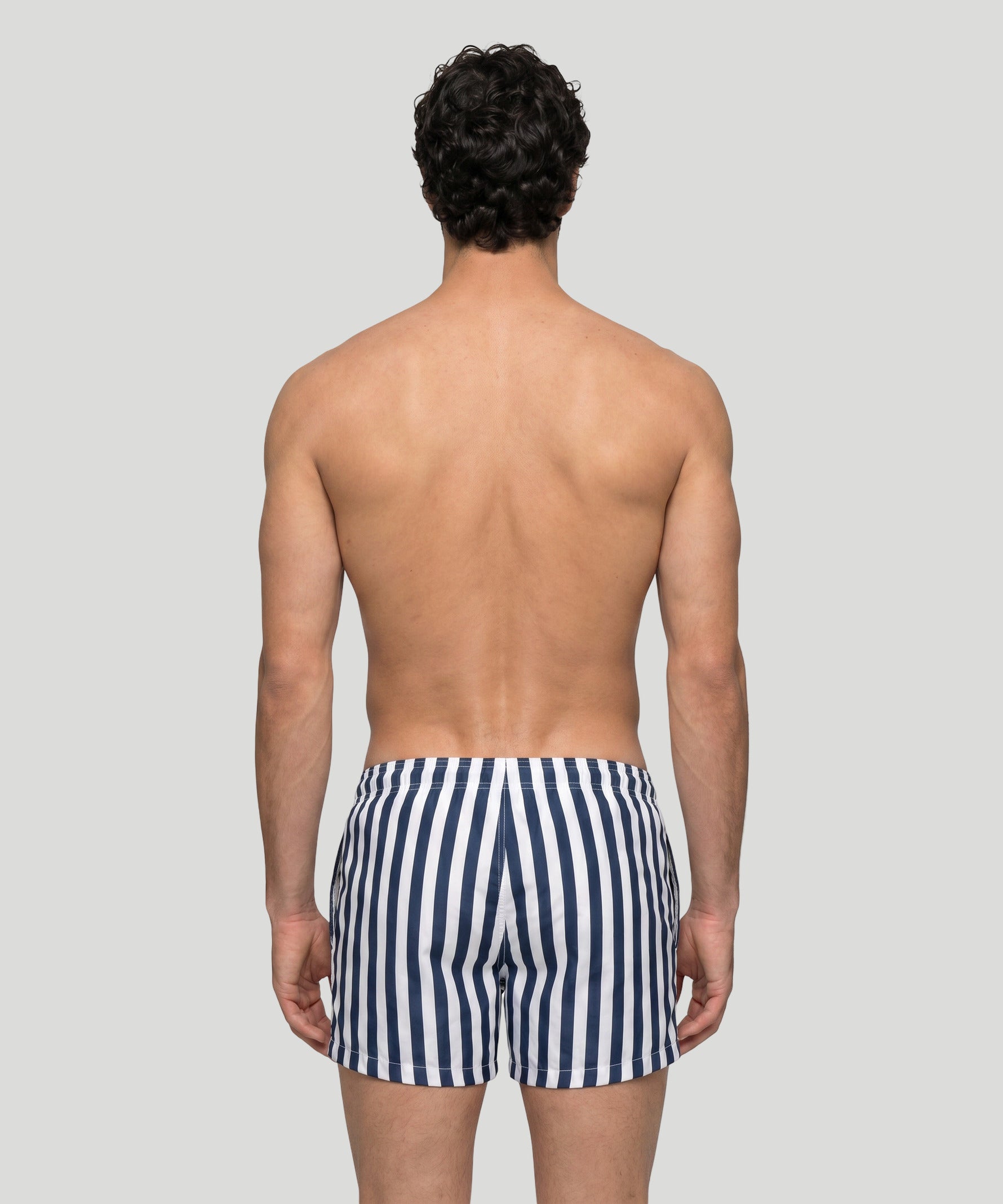 Short de bain à rayures verticales: Bleu marine/blanc