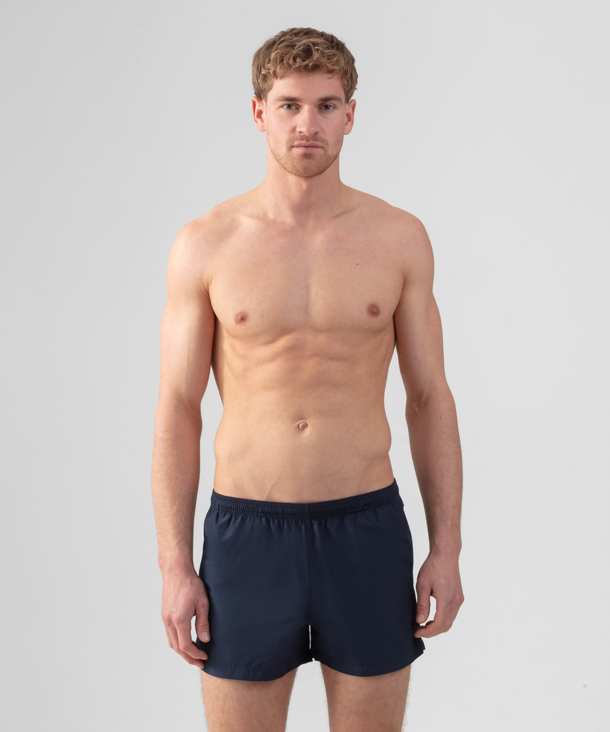 Short de bain court uni: Bleu marine