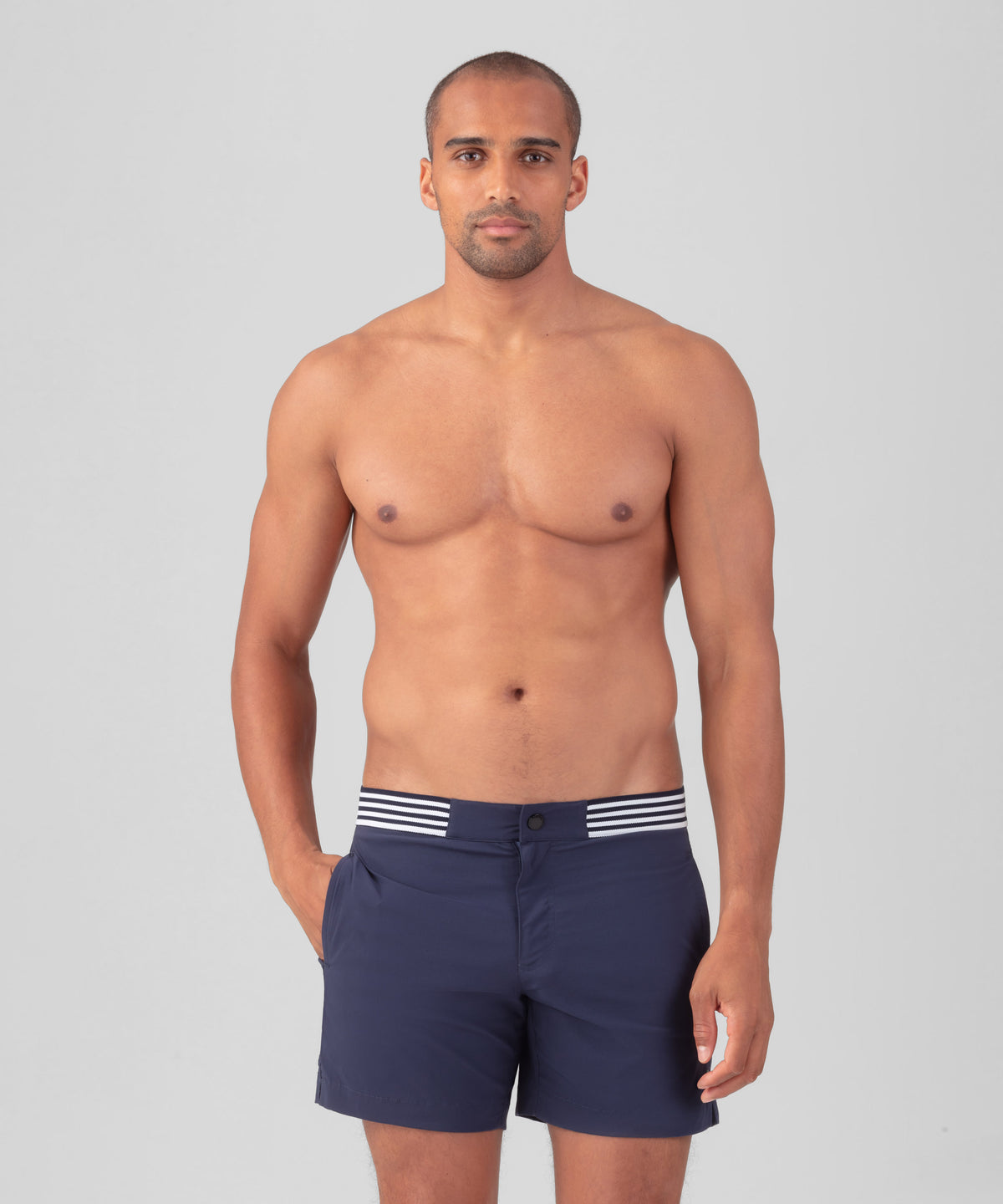 Short de bain uni à ceinture élastique: Bleu marine