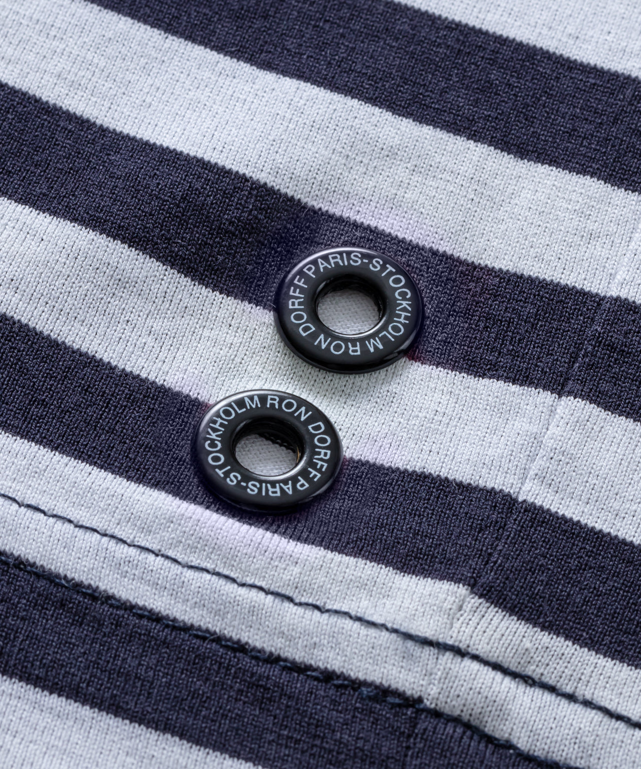 T-shirt Eyelet Edition: Bleu marine/Blanc