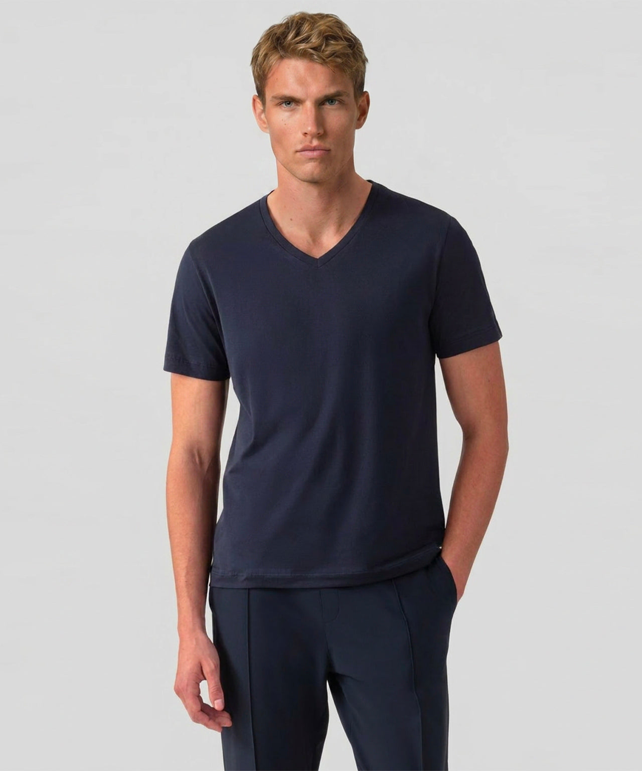 V-Ausschnitt T-Shirt Eyelet Edition: Marineblau