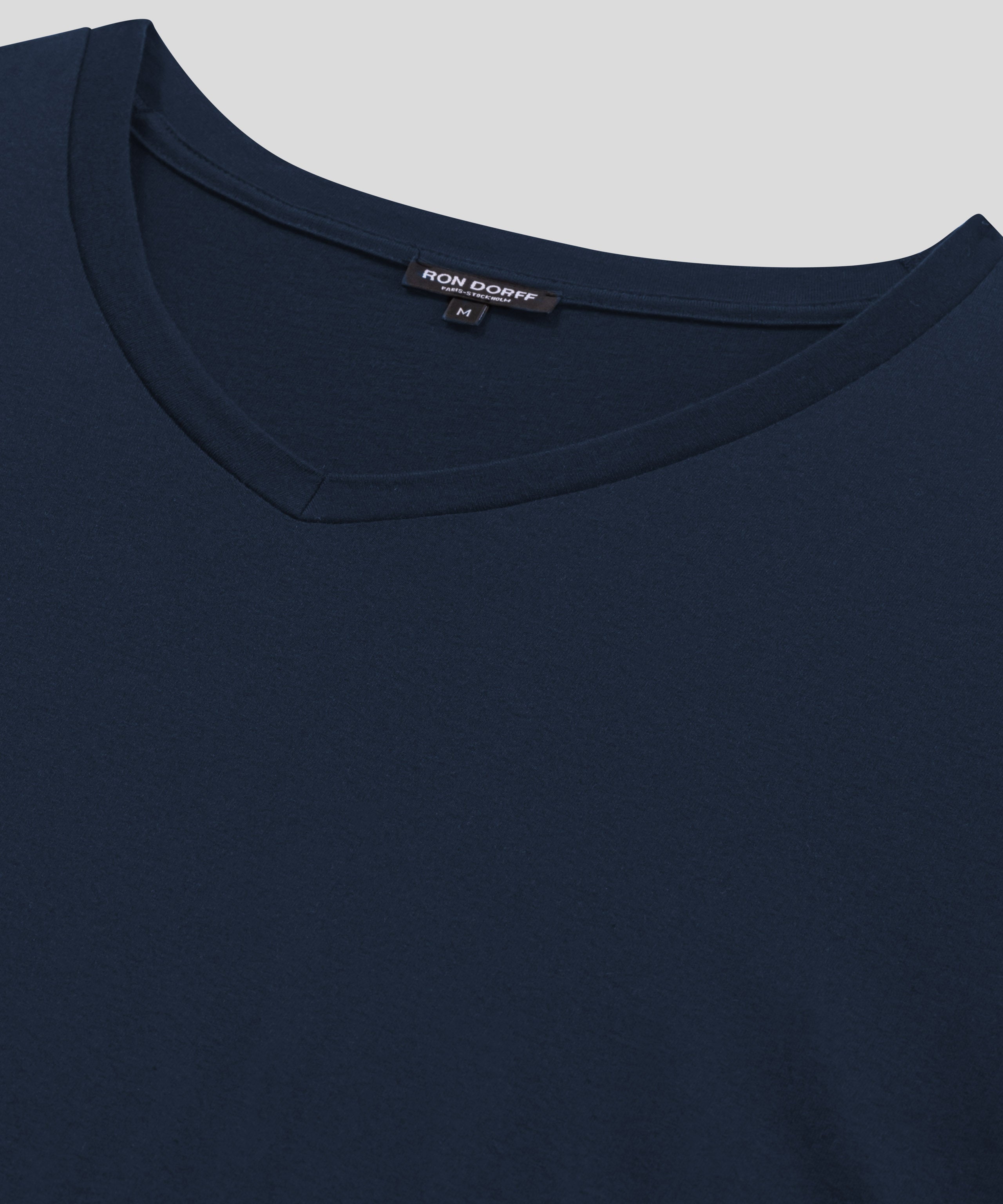 V-Ausschnitt T-Shirt Eyelet Edition: Marineblau