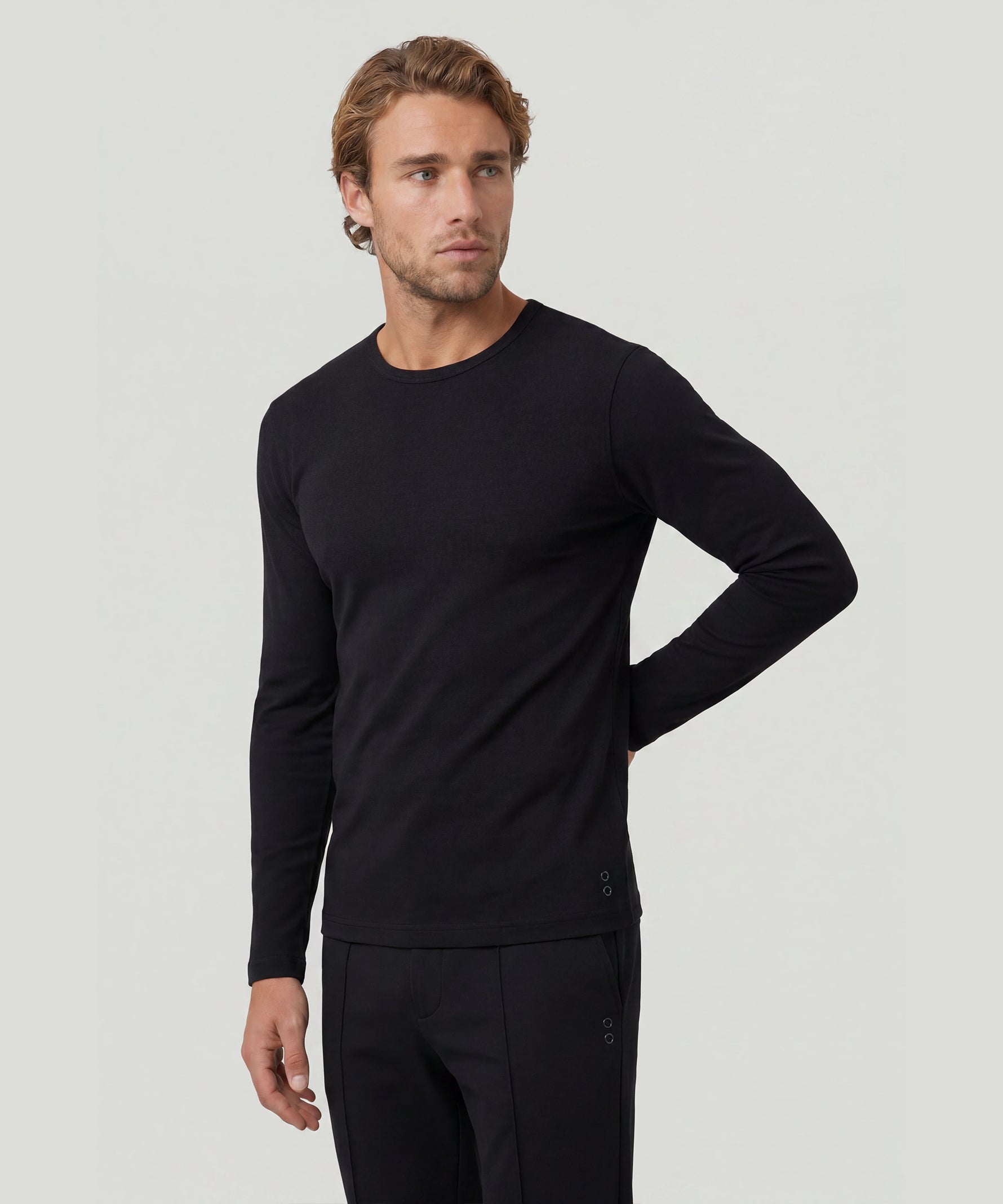 T-shirt Eyelet Edition manches longues en coton: Noir