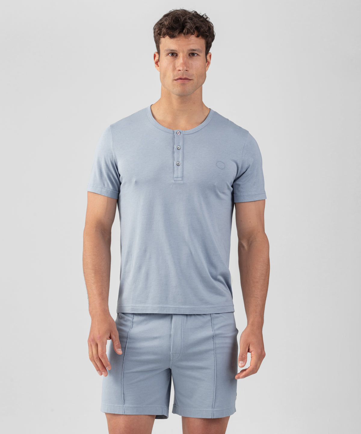 T-shirt col henley en coton modal: Bleu clair