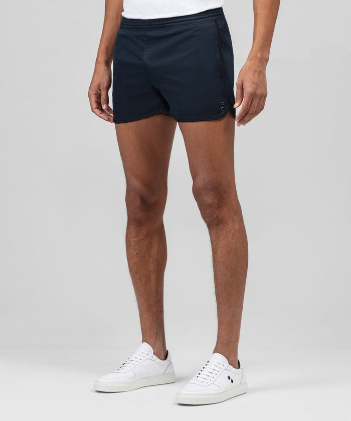 Marathon Exerciser Shorts: Bleu marine