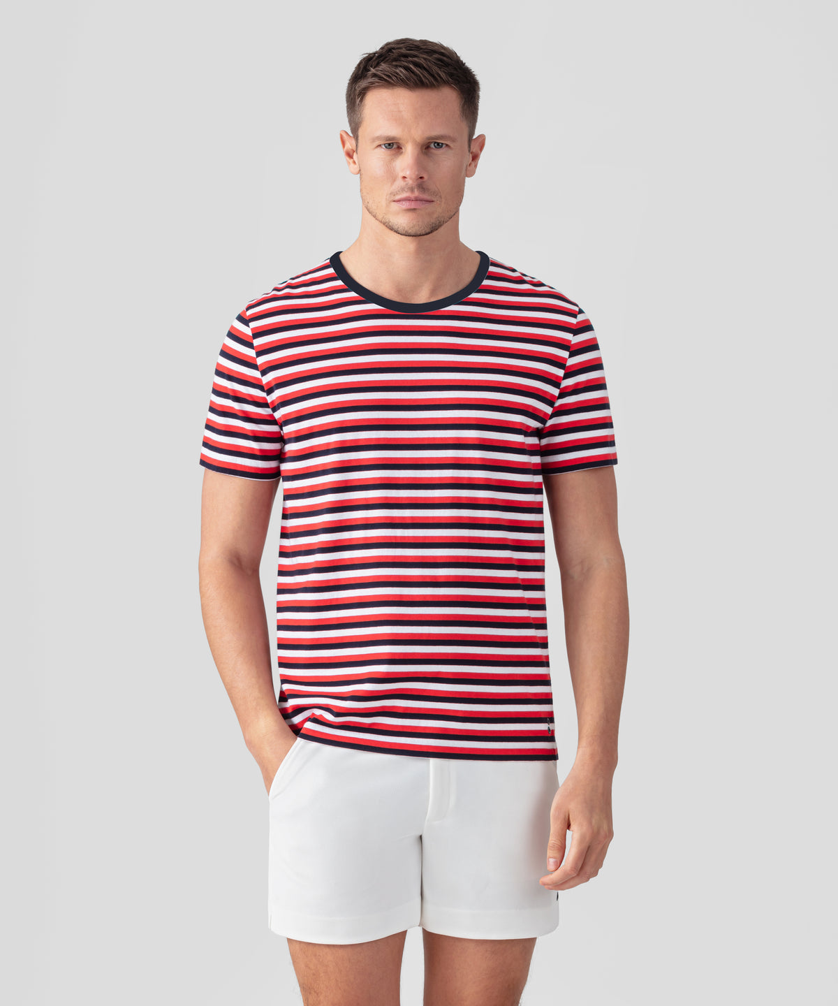 T-shirt col rond en coton avec lignes tricolores: Rouge/Bleu marine/Blanc