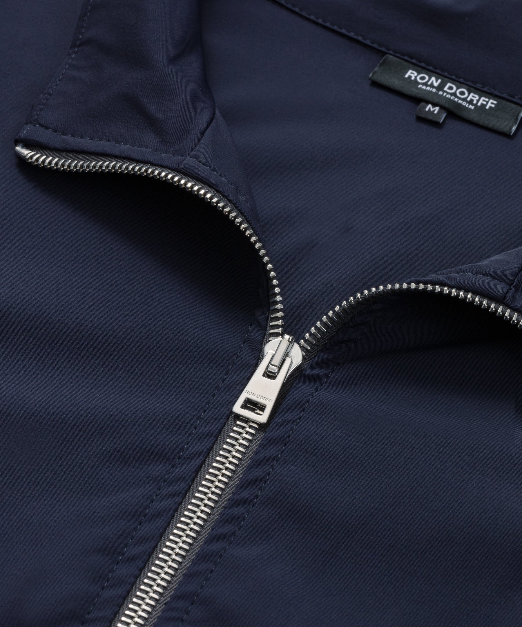 Veste zippée légère en polyamide: Bleu marine