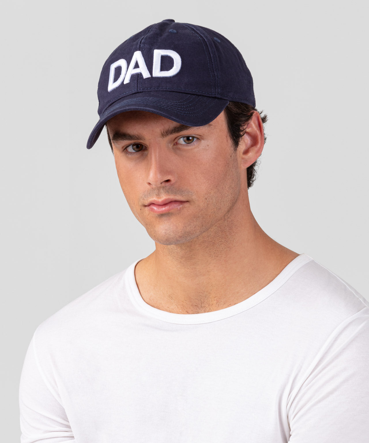 Casquette en coton brodée "DAD": Bleu marine