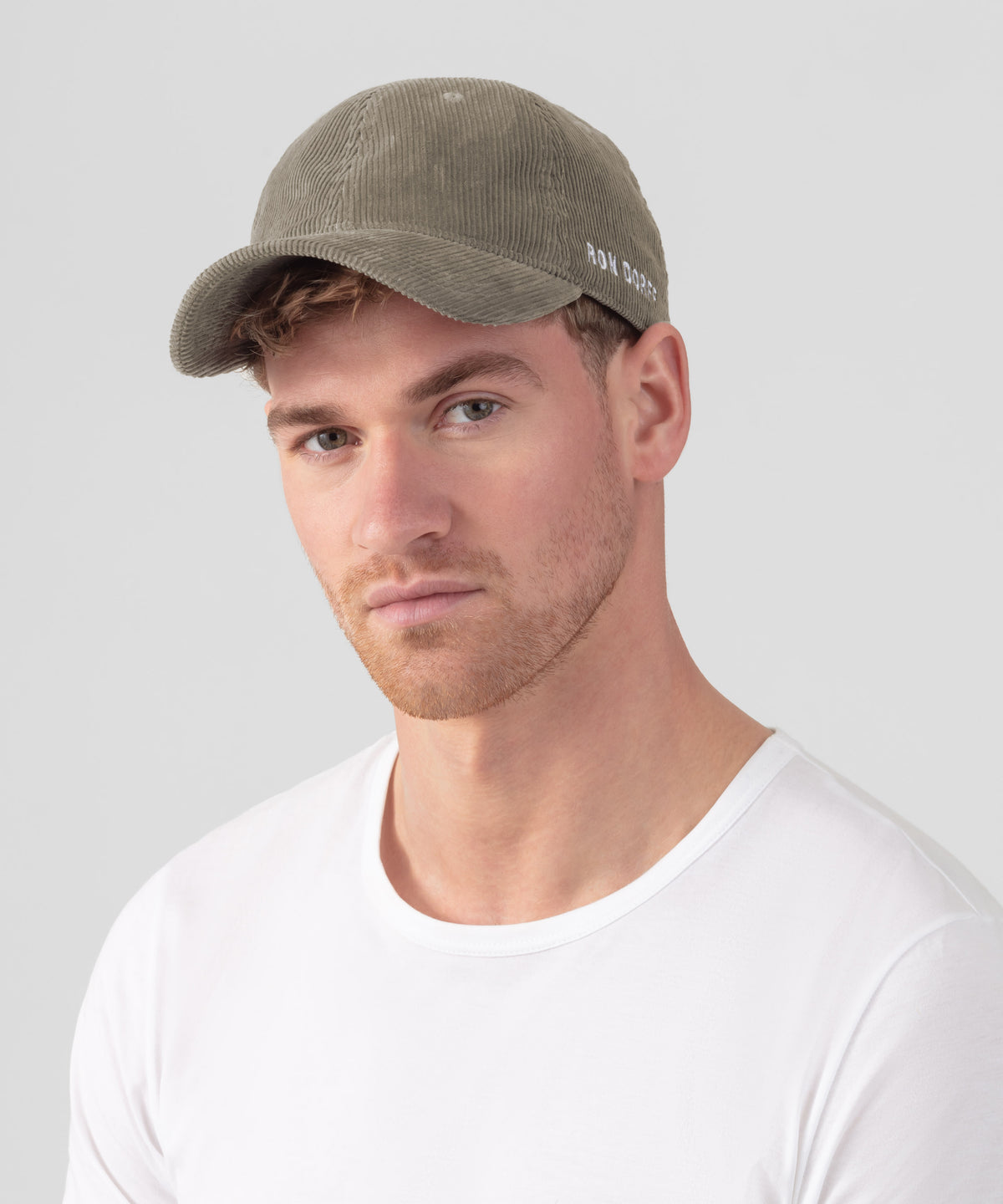 Corduroy Coach Cap "RON DORFF": Dusty Beige