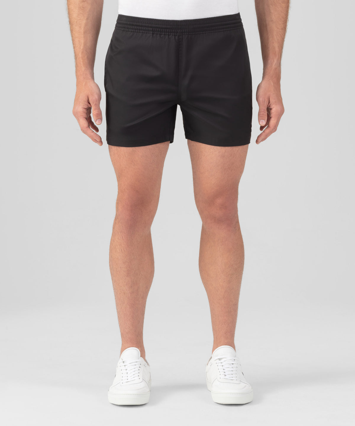 RD Exerciser Shorts avec passepoil: Noir