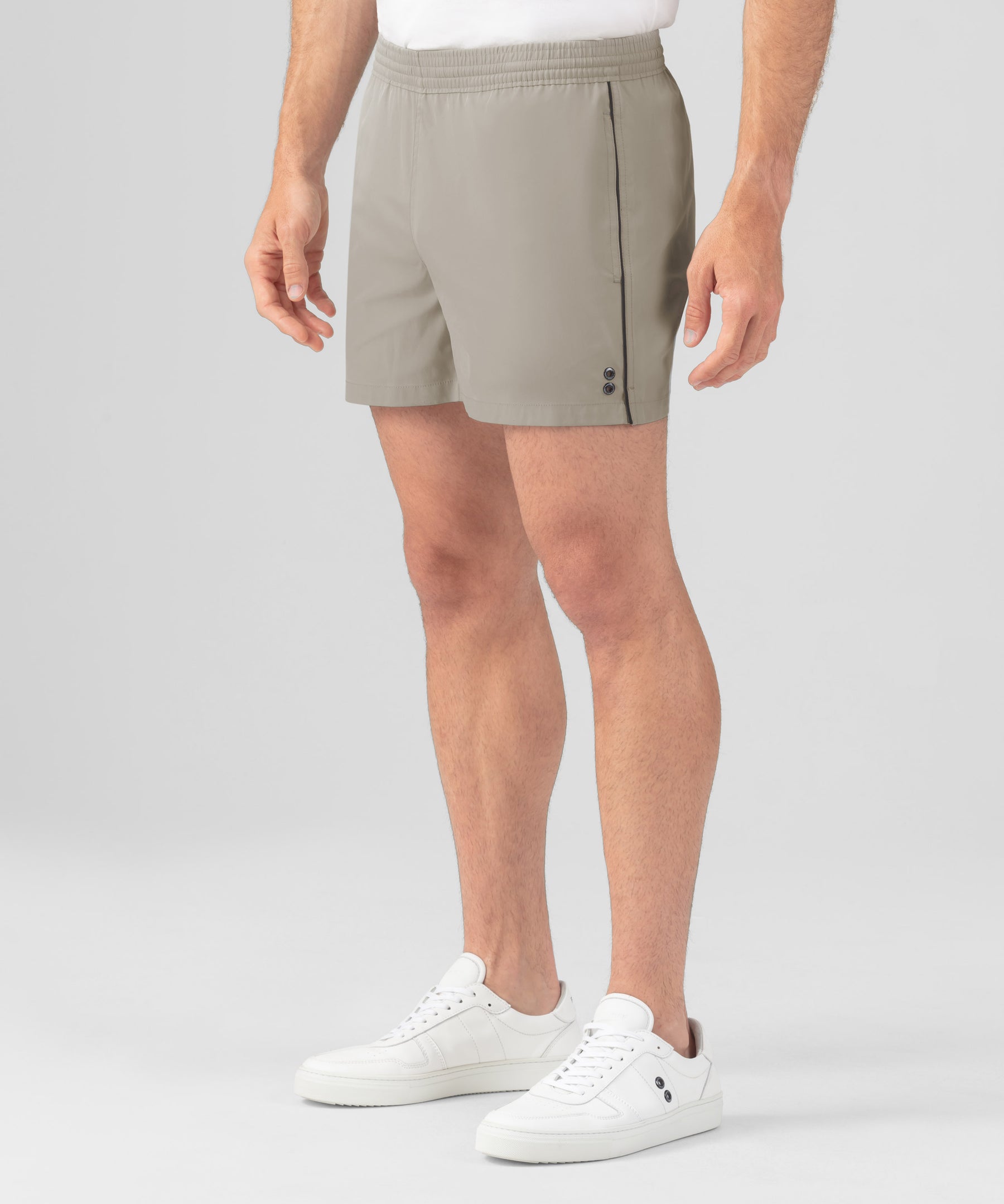 RD Exerciser Shorts w. Piping: Dusty Beige