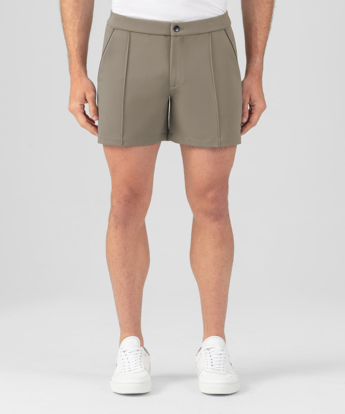 Short de tennis RD avec passepoil: Beige foncé