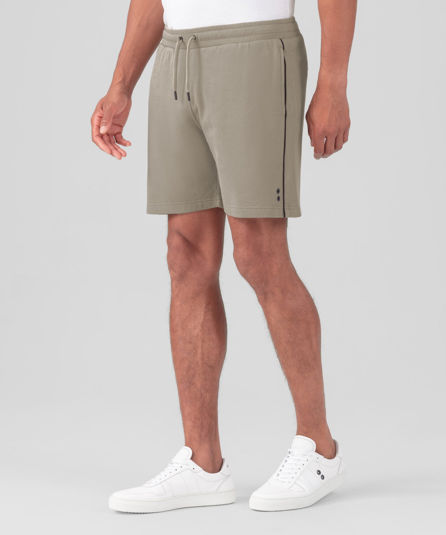 Cotton Piqué Jogging Shorts w. Piping: Dusty Beige