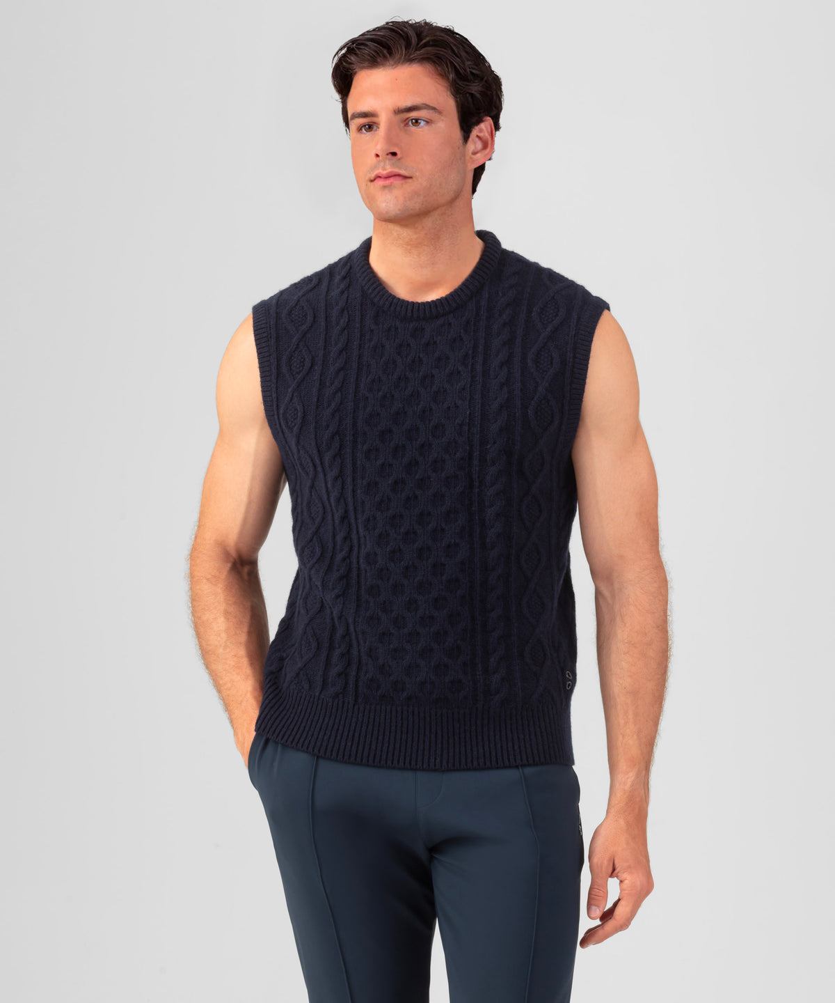 Wool Cashmere Telemark Sleeveless Sweater: Navy