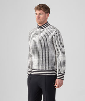 Wool Sweater w. Front Chest Zip: Off White