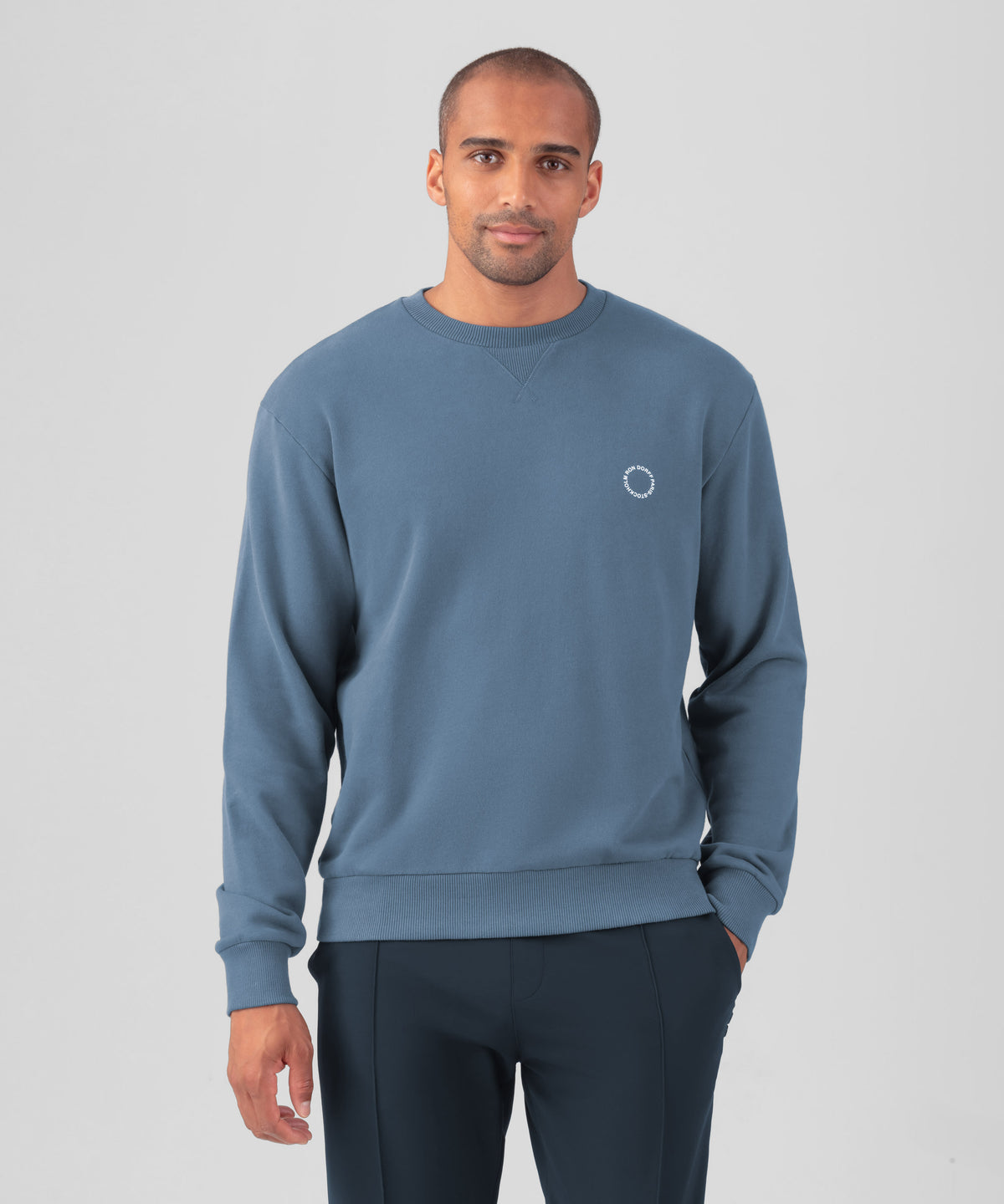 Sweatshirt en coton organique: Bleu mer