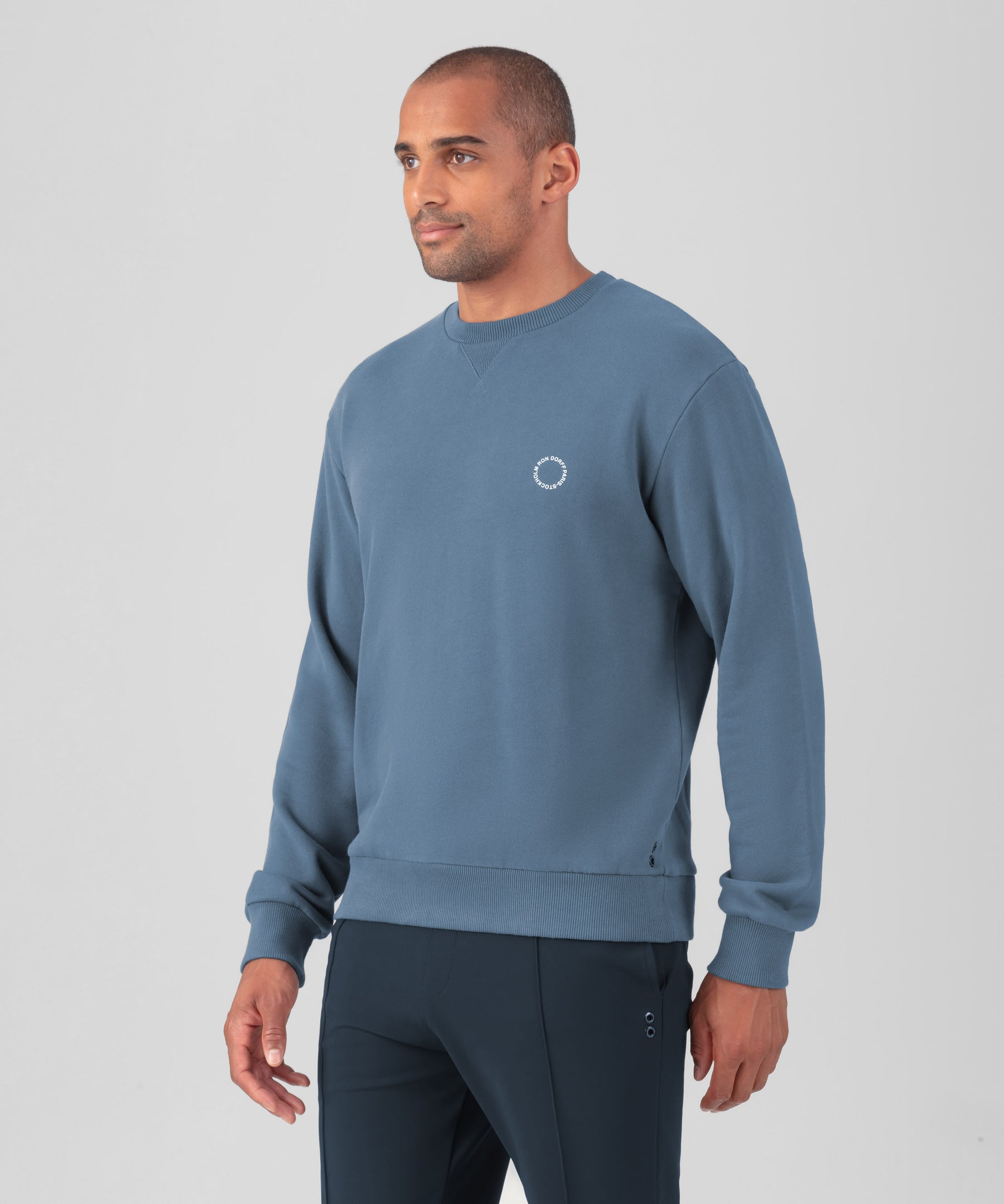 Sweatshirt en coton organique: Bleu mer