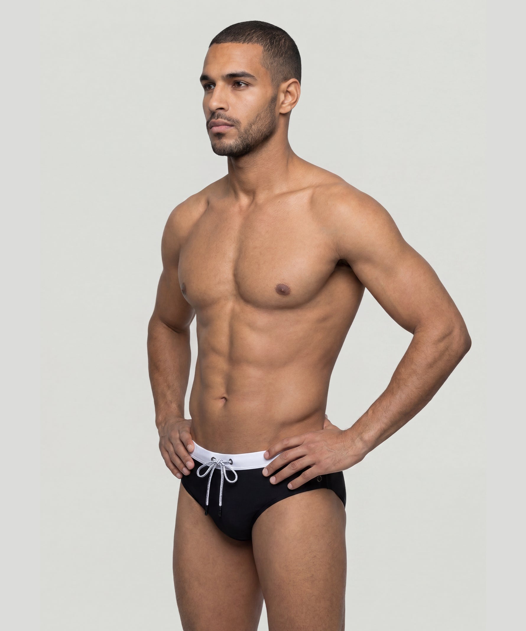 Swim Briefs w. Waistband: Schwarz