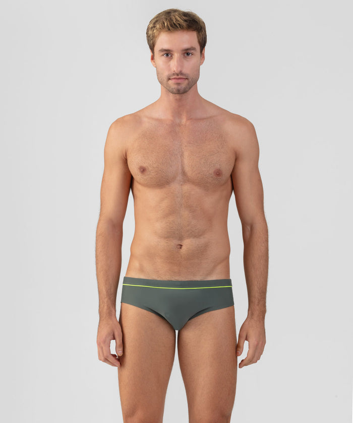 Slip de bain avec liseré fluo : Vert ombre/Jaune fluo