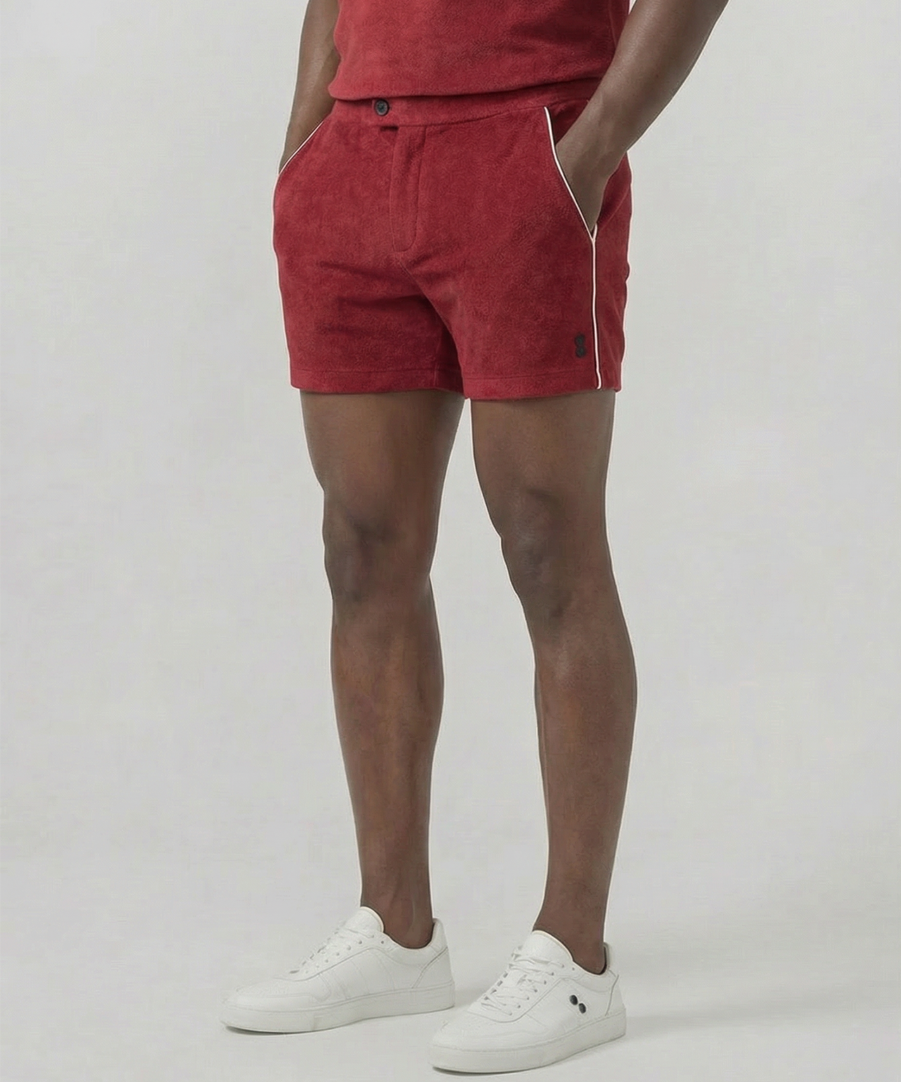 Tennis Short en coton terry avec piping: Rouge