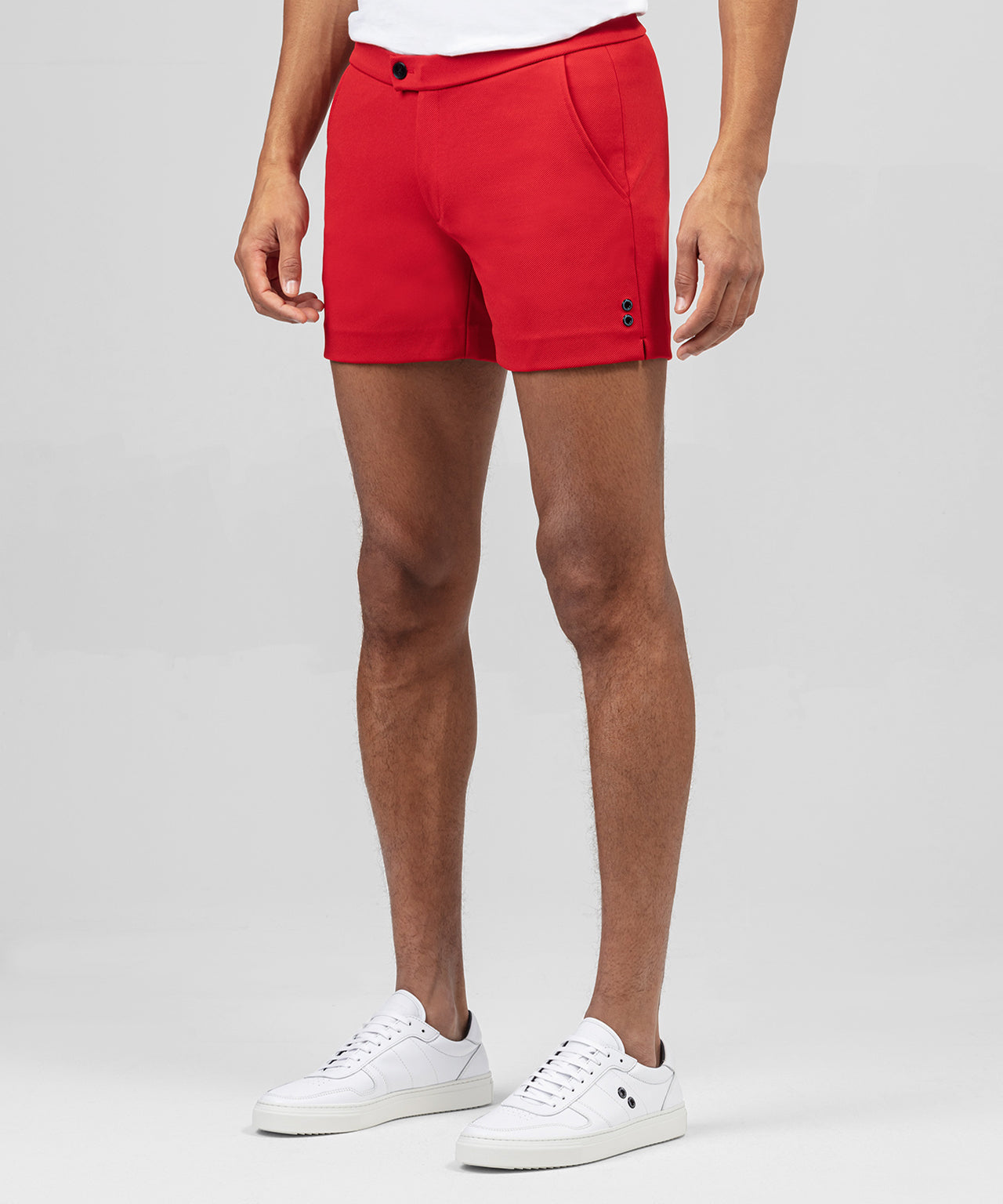 RD Tennis Shorts: Schockierendes Rot