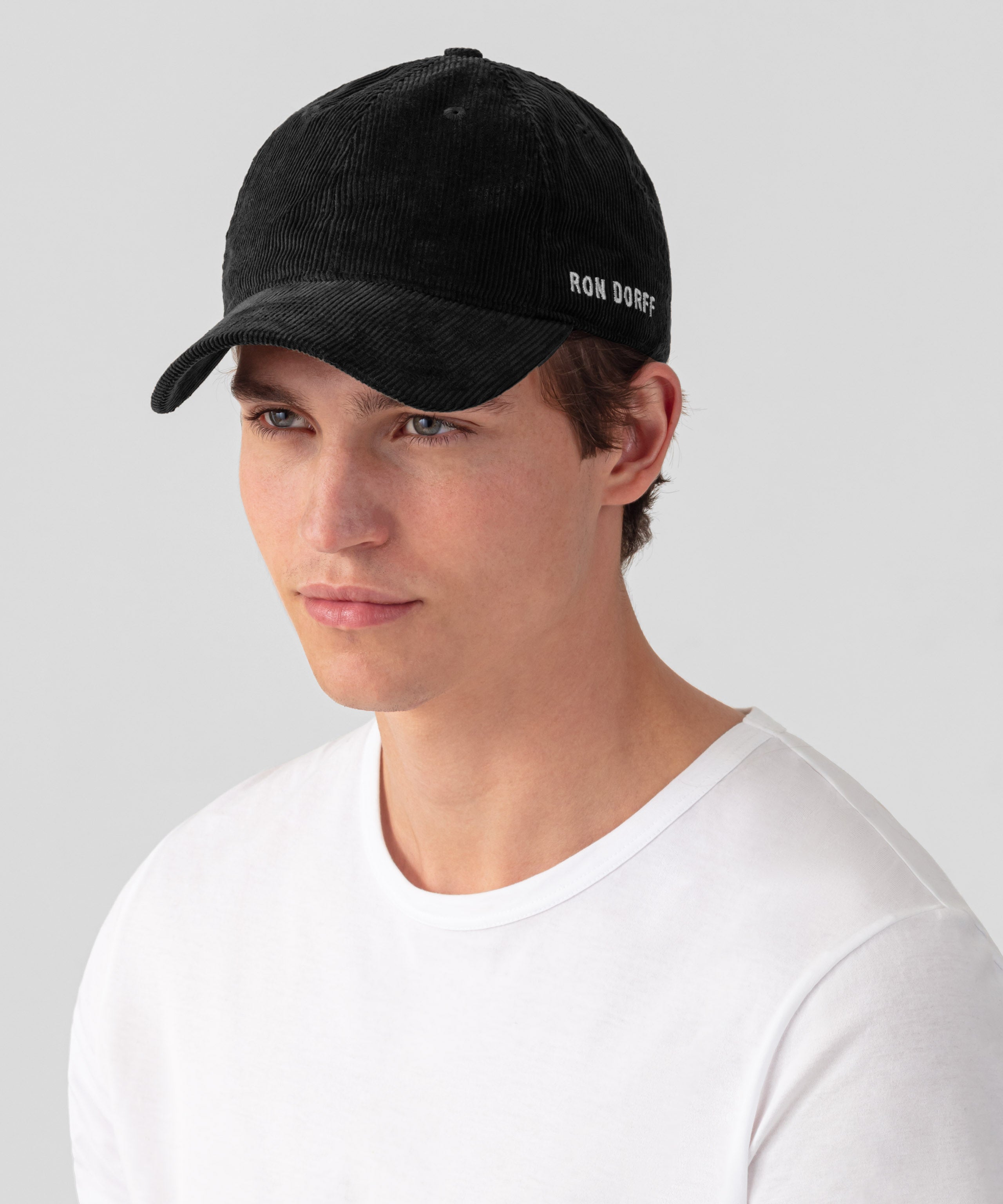 Corduroy Coach Cap "RON DORFF": Schwarz
