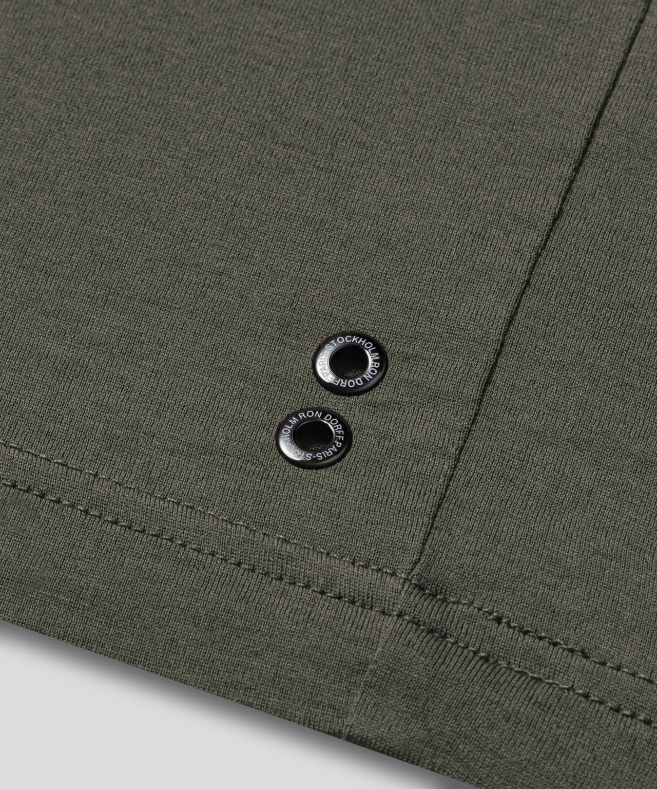 V-Ausschnitt T-Shirt Eyelet Edition: Military Green