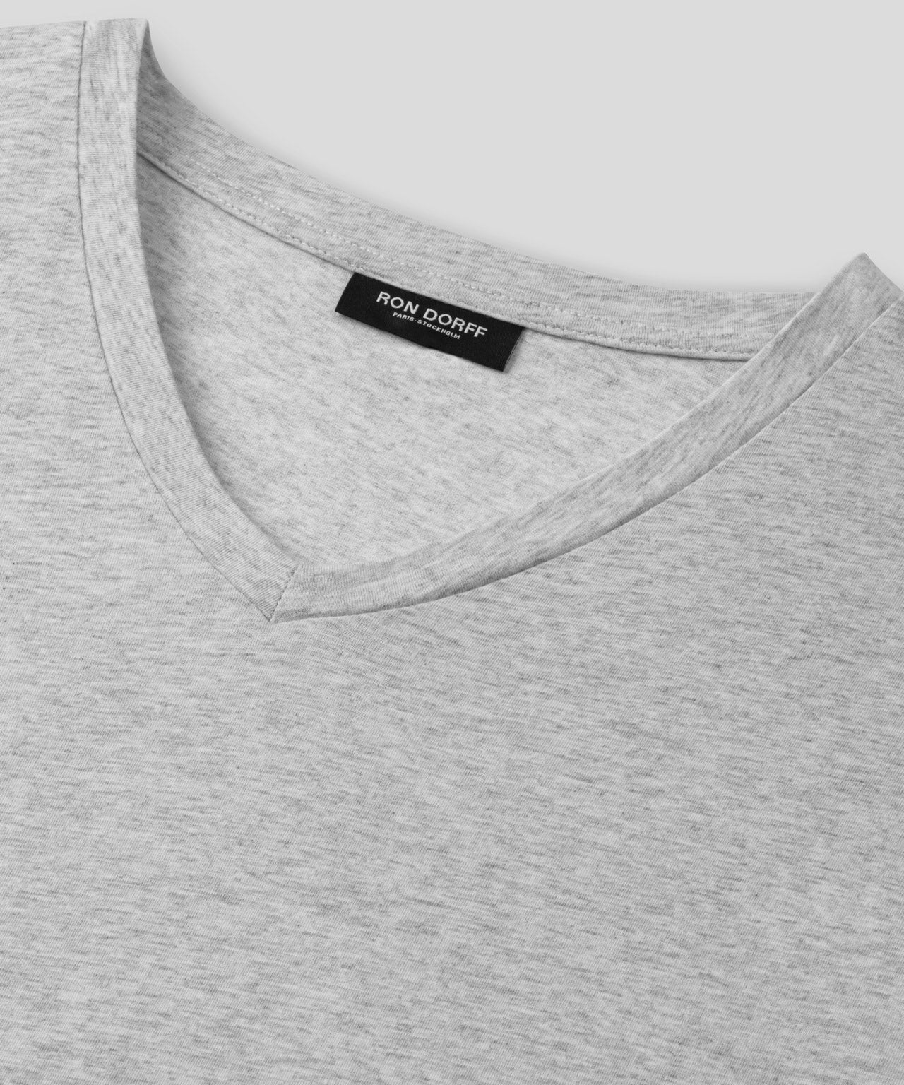 V-Ausschnitt T-Shirt Eyelet Edition: Grau Melange