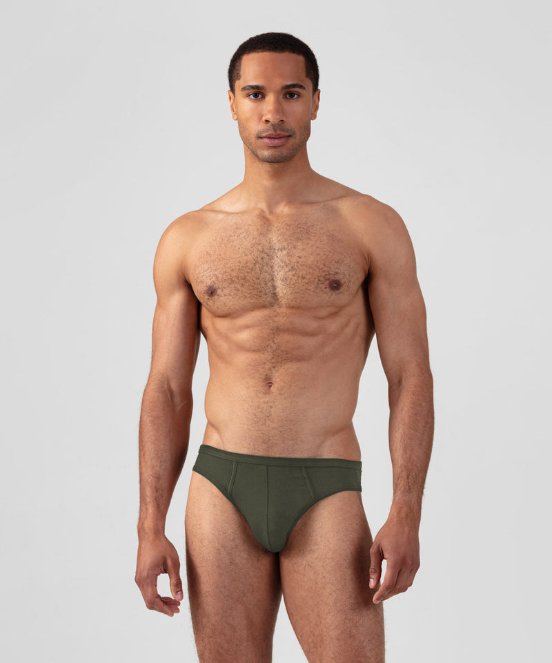Enganliegende Y-Front Slips: Militärgrün