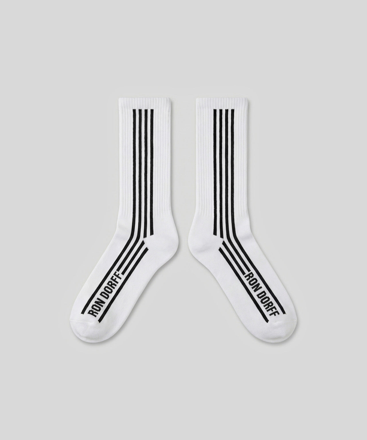 Sports Socks w. Vertical Lines: White