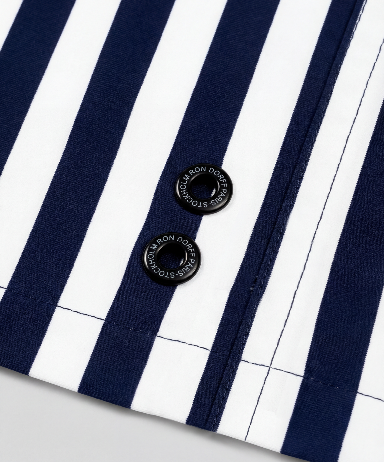 Short de bain à rayures verticales et taille élastique : Marine/Blanc
