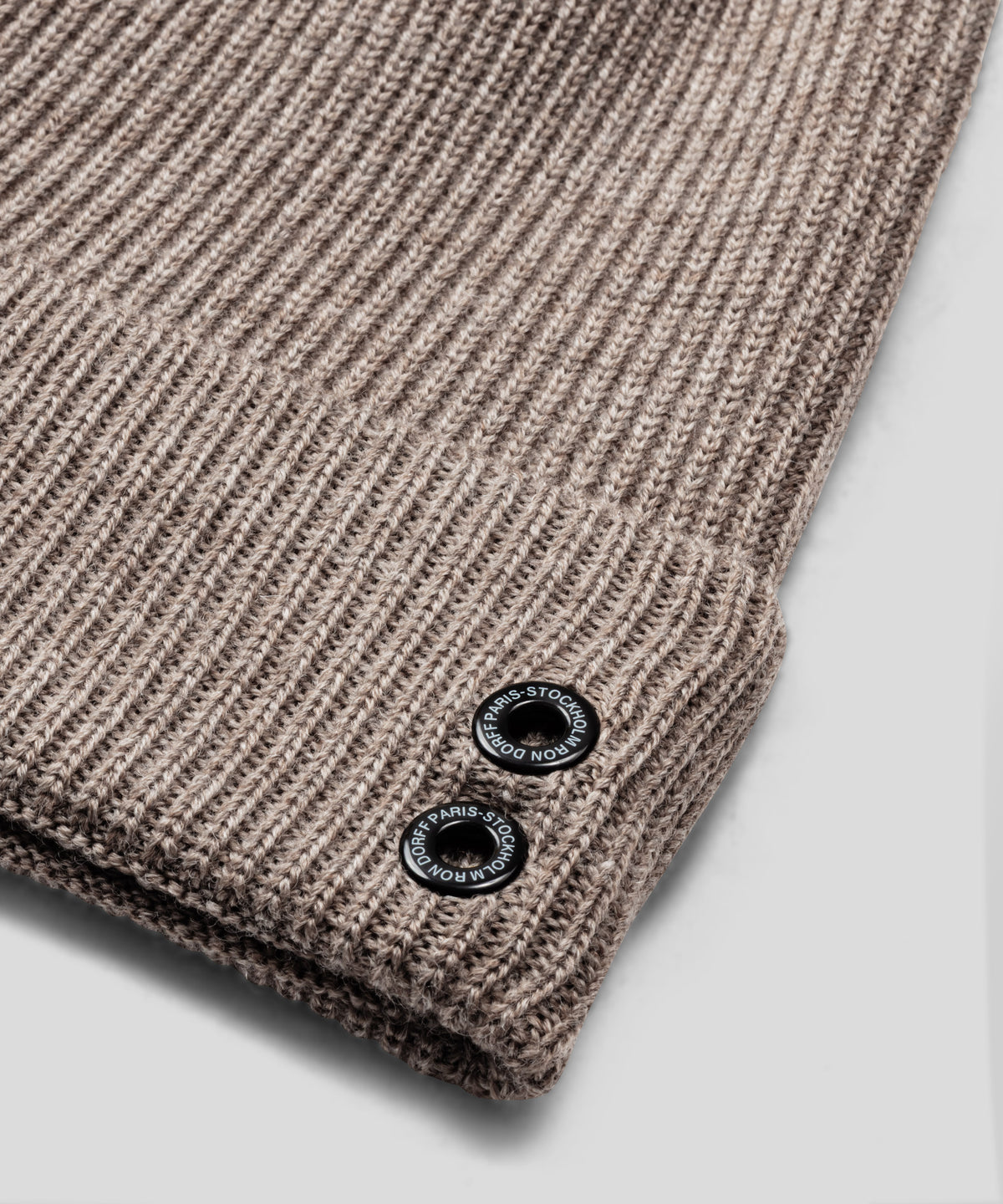 Bonnet en laine côtelée: Beige sable
