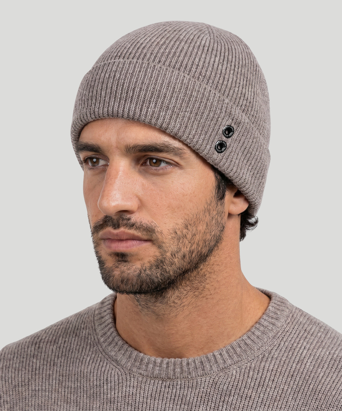 Bonnet en laine côtelée: Beige sable