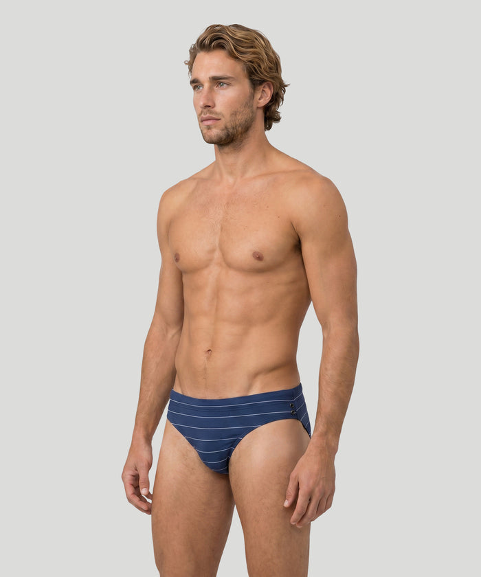 Slim Swim Briefs w. Pins Stripes: Navy/White