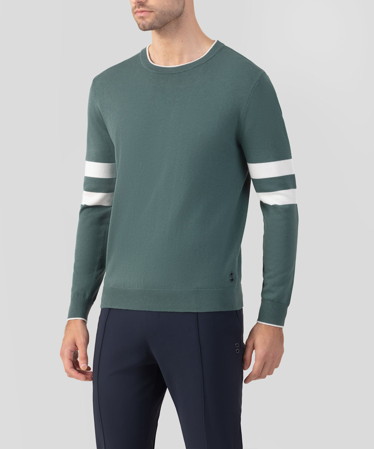 Pull en coton et cachemire à double rayures: Gris pin