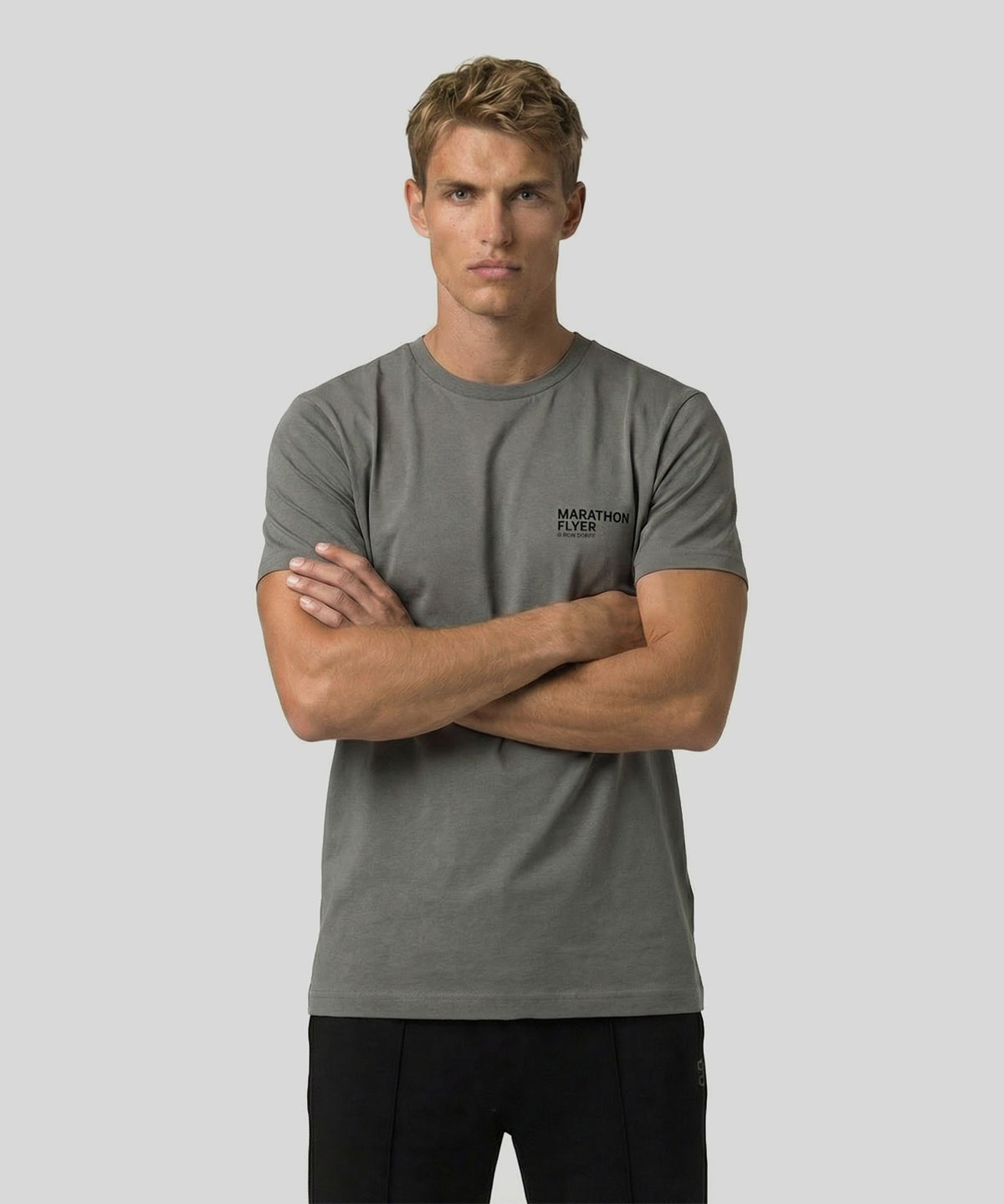 T-Shirt en coton bio "MARATHON FLYER": Vert militaire